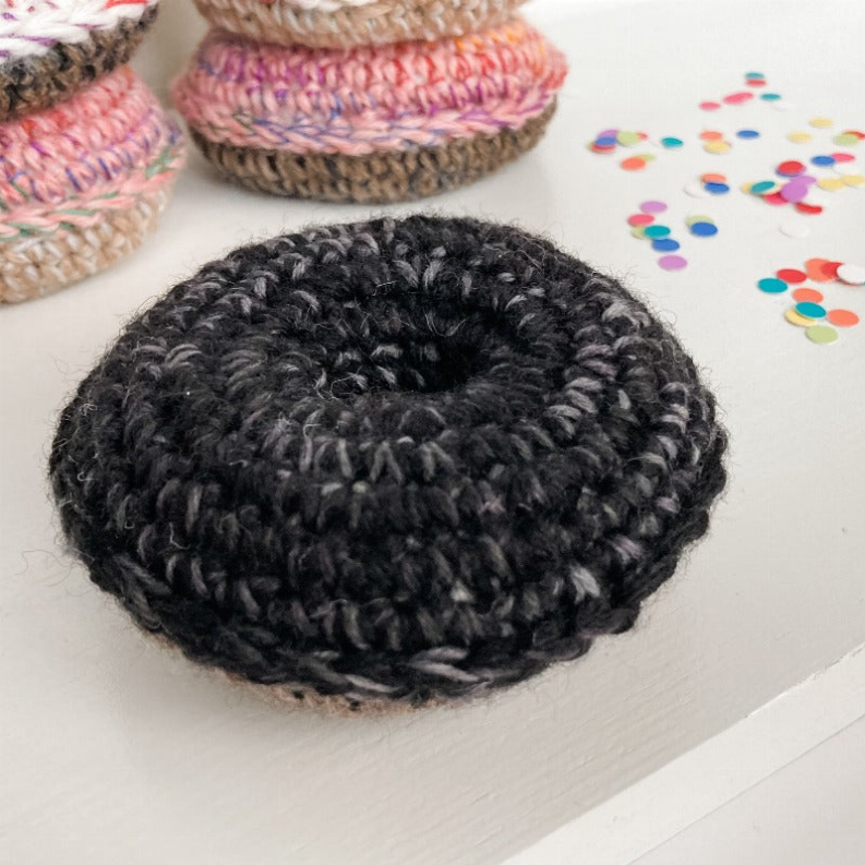 Catnip Donut Cat Toy - Luxvetco
