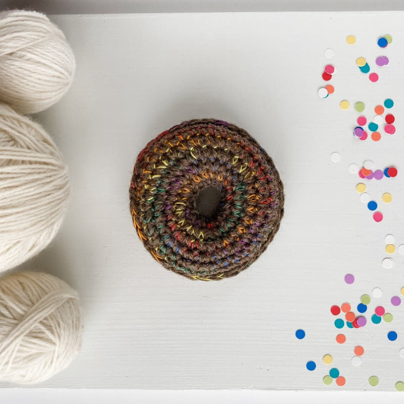 Catnip Donut Cat Toy - Luxvetco