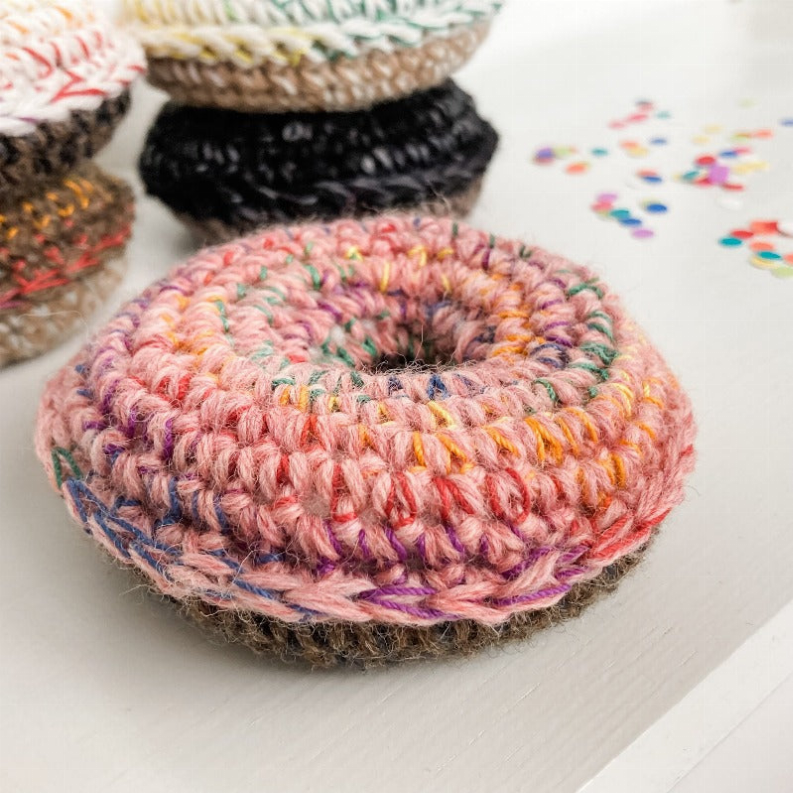 Catnip Donut Cat Toy - Luxvetco