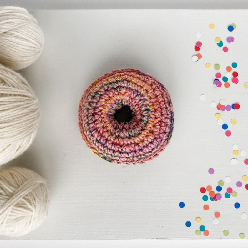Catnip Donut Cat Toy - Luxvetco