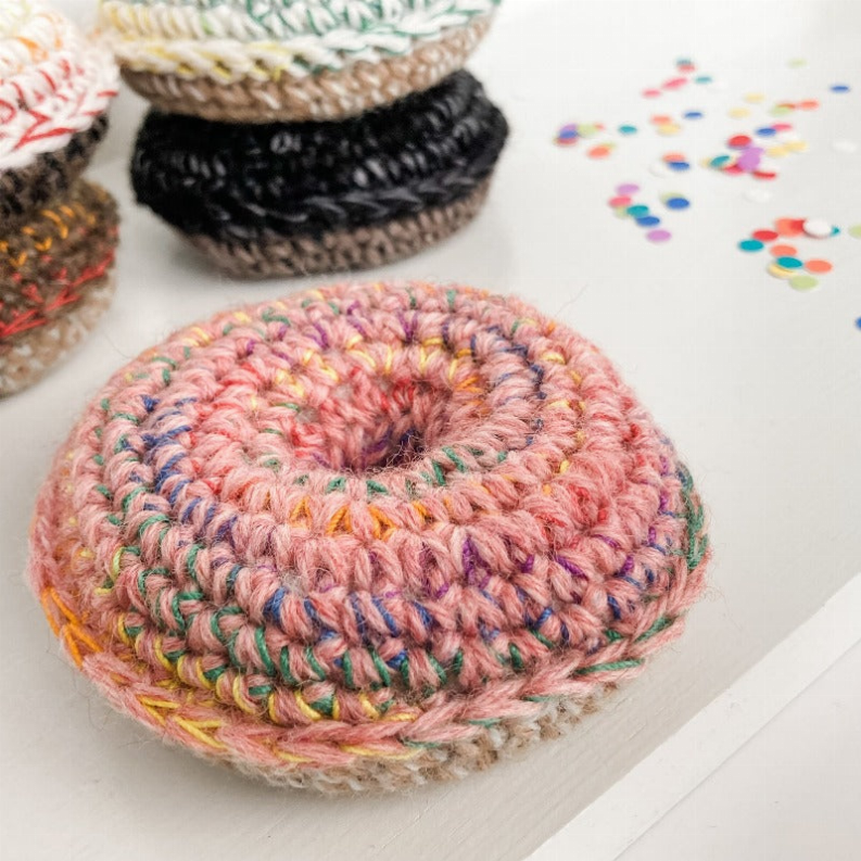 Catnip Donut Cat Toy - Luxvetco