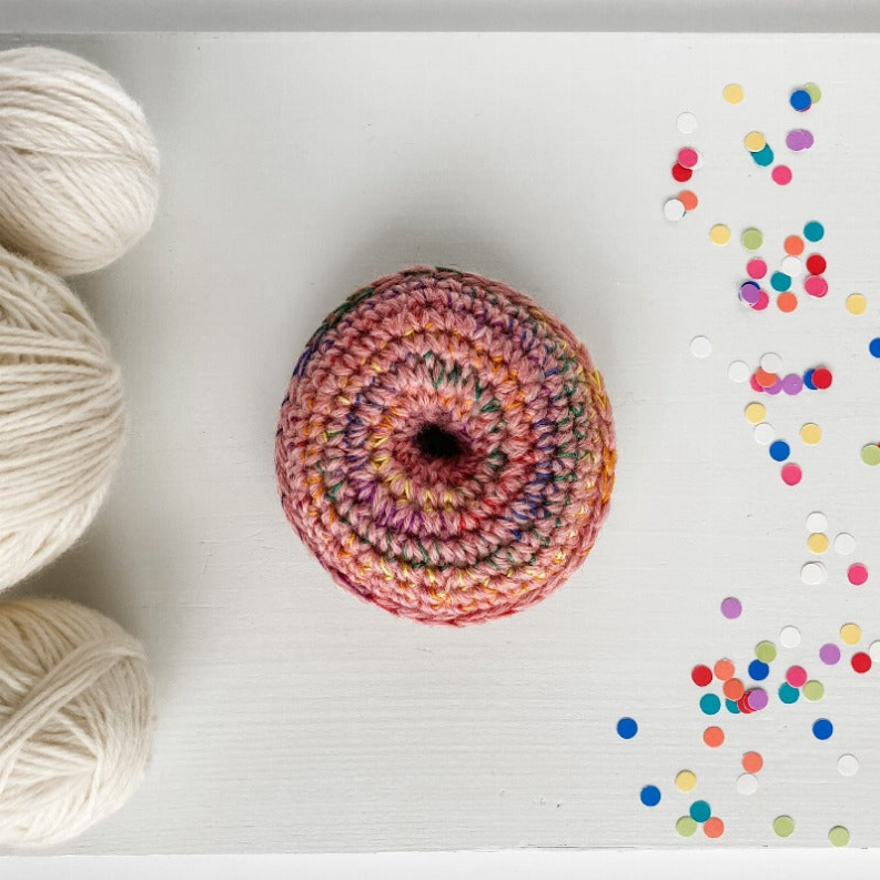 Catnip Donut Cat Toy - Luxvetco