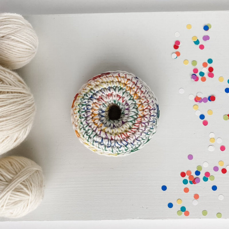 Catnip Donut Cat Toy - Luxvetco
