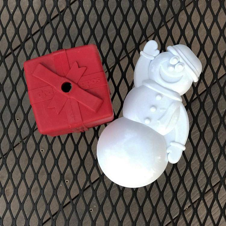 SP Gift Box Durable Rubber Chew Toy & Treat Dispenser - Luxvetco